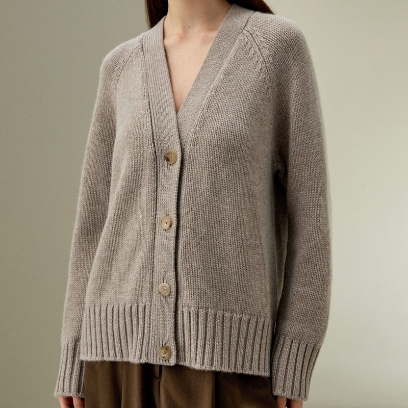 90% Merino Wool & 10% Cashmere Blended Ladies Fashion Raglan-Sleeve V-Neck Cardigan Sweater – Sweater and Cardigan price