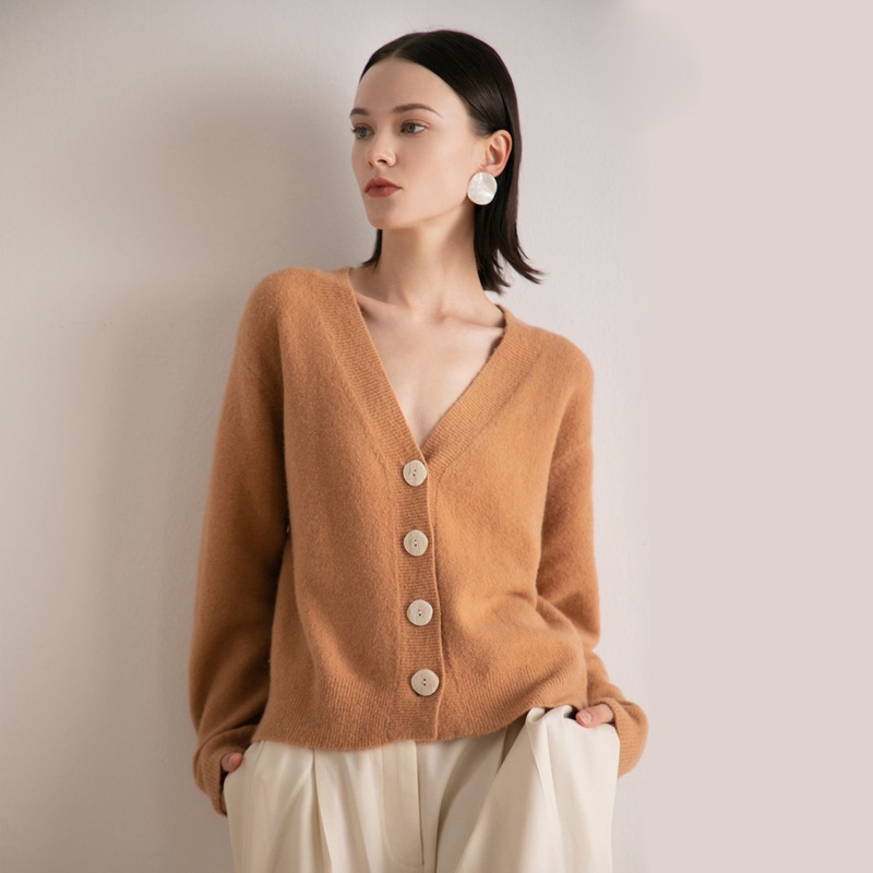 Designer Spring Long-Sleeved V-Neck Wool Vintage Women Cardigan – Cardigan Knitwear and Cardigan Sweater Coat price