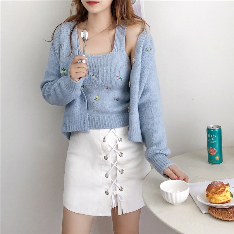 Hot Selling Winter Knitted New Fashion Embroidered Flower Cardigan Sweater for Woman – New Fashion Embroidered Flower Cardigan Sweater and Women Cardigan price