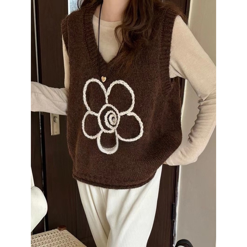 Nnr Early Autumn Light New Round Neck Flower Sweater Vest for Girl – Sweater and Women Sweater price