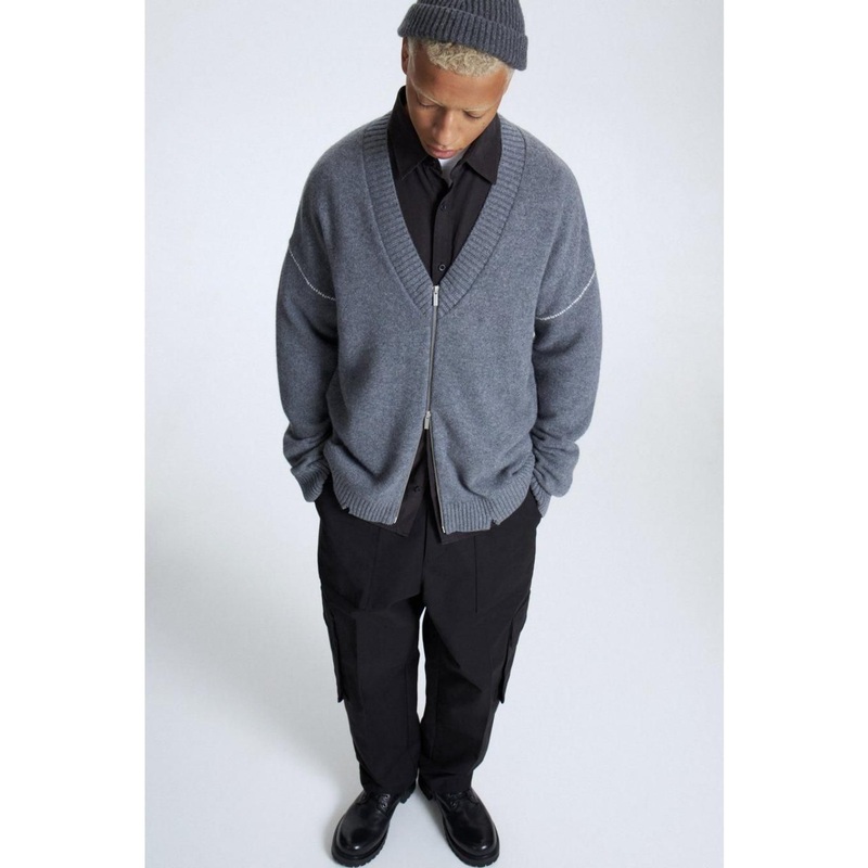 High Fashion Wholesale Customized Men Luxury Wool Knitted Sweater Cardigan Coat Male Knitted Sweater Coat with Two-Way Zipper Deep V Neckline – Sweater and Womens Pullover Sweater price|Founded in 1997,Layois a comprehensive group company i