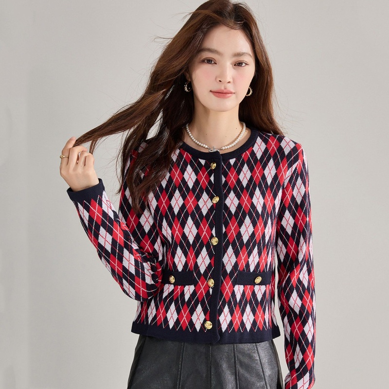 25 Autumn Vintage Red Diamond-Pattern Long Sleeve Wool Knit Cardigan Round Neck Sweater – T-Shirt and Clothes price