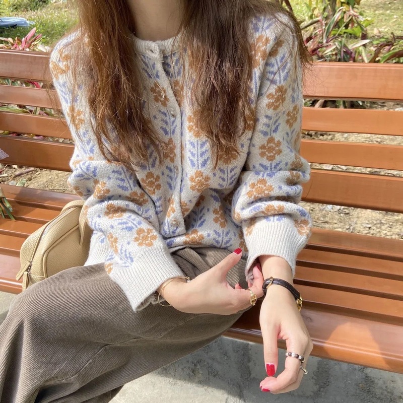 Wholesale Knitted Cardigan Flower Sweater Women Fashion Tops – Ladies Sweater and Crochet Sweater price