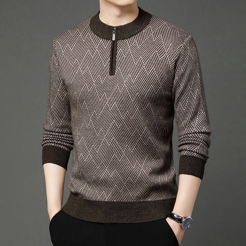 Mens Chunky Cable-Knit Crewneck Sweater  Cozy Winter Essential – Sweater and Mens Pullover Sweater price|Shanghai, China