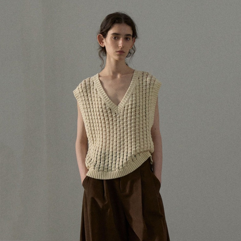 Factory Customization Stylish Voluminous Textured Blouse in Soft Cotton Fabric – Fashionable Pants and Stylish Trousers price