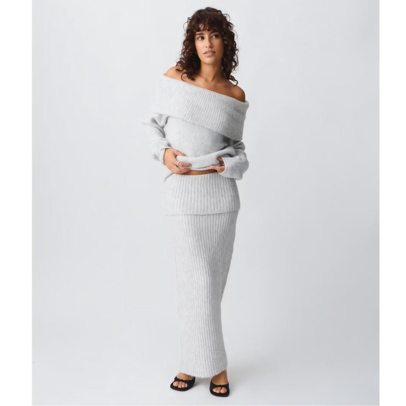 Top Quality Wholesale Women Fashion Sweat Set Women Fashion Cable-Knit Jumper Suit Sweat Knitted Set – Sweater and Womens Pullover Sweater price|Founded in 1997,Layois a comprehensive group company integrating the import and export business
