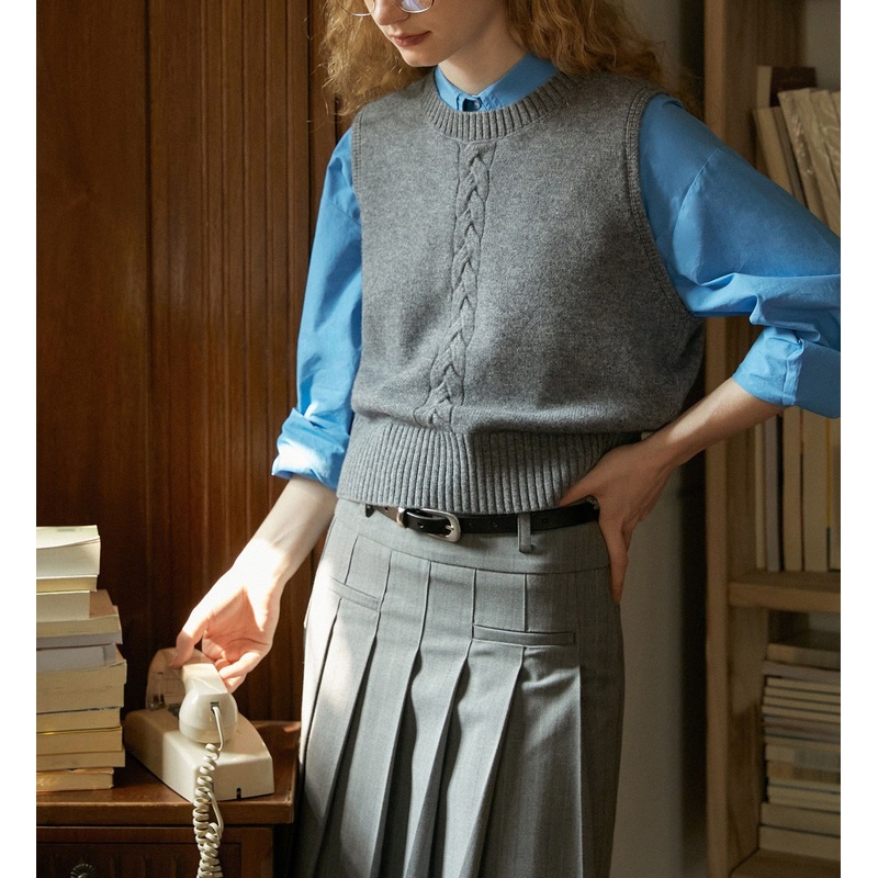 Open Back Elegant Waistcoat Ladies Solid Sleeveless Fancy Short Top Clothes O-Neck Pullover Knitted Womens Sweaters Vest – Womens Sweaters Vest and Pullover Knitted Sweaters Vest price